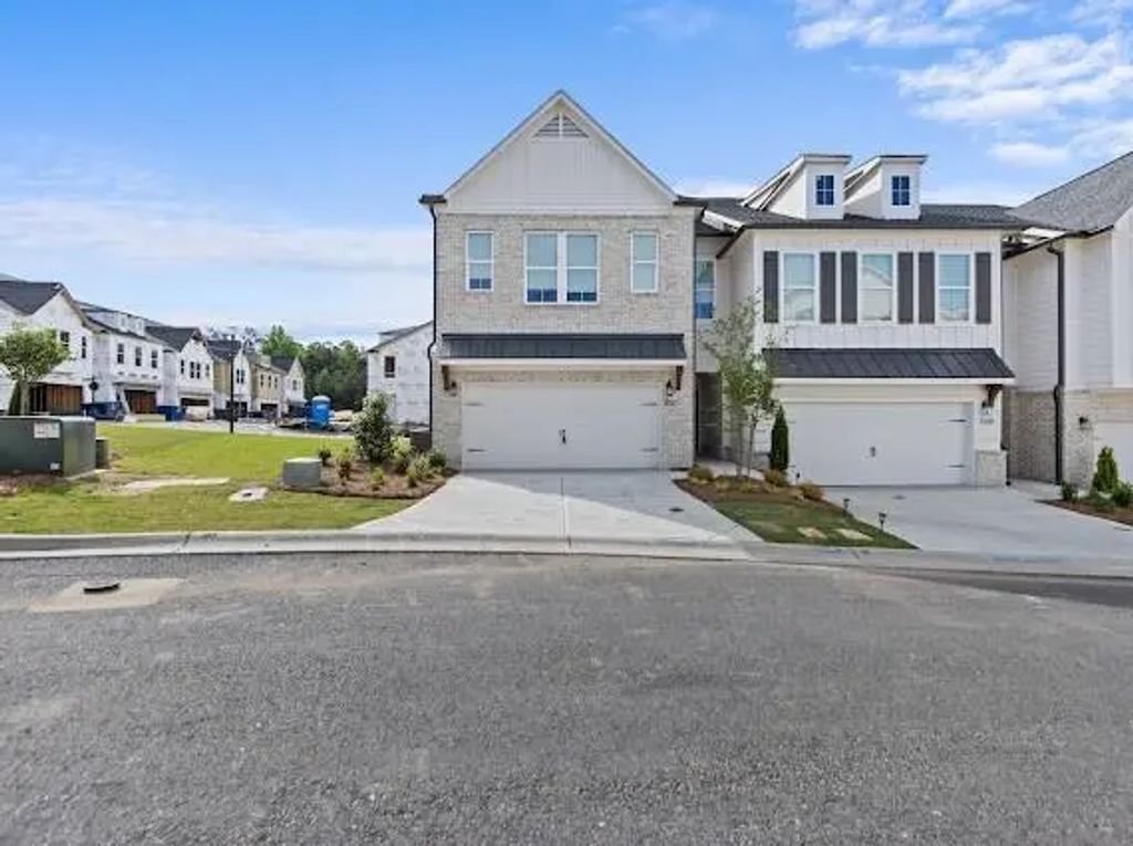 1237 Willowcrest Way, Cumming