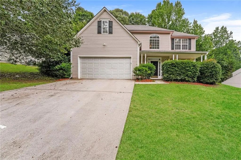 827 Shadow Lake Drive, Lithonia