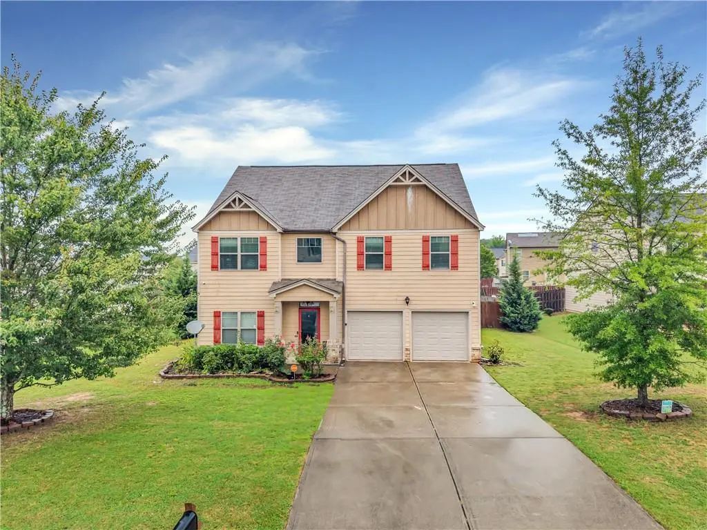 8438 Hillspire Drive, Douglasville