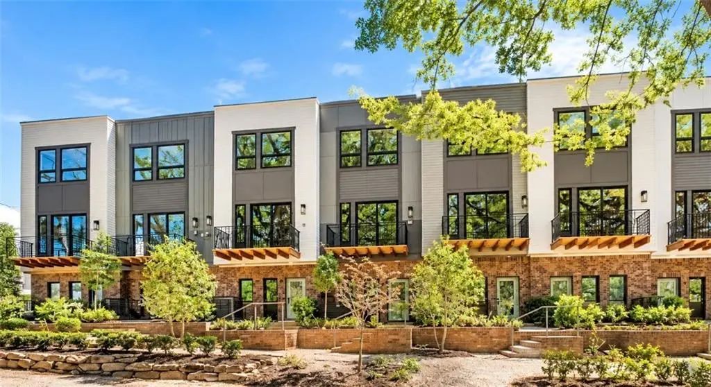 Unit 17 - 2199 Lenox Road Ne, Atlanta