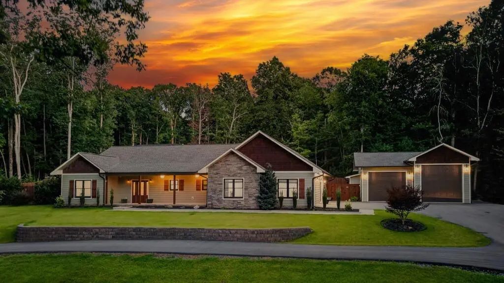 52 Ivy Ridge Court, Blue Ridge