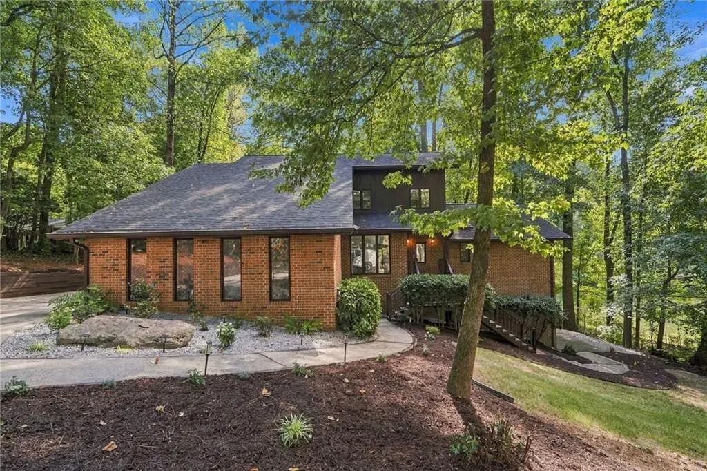 2936 Henderson Road, Tucker