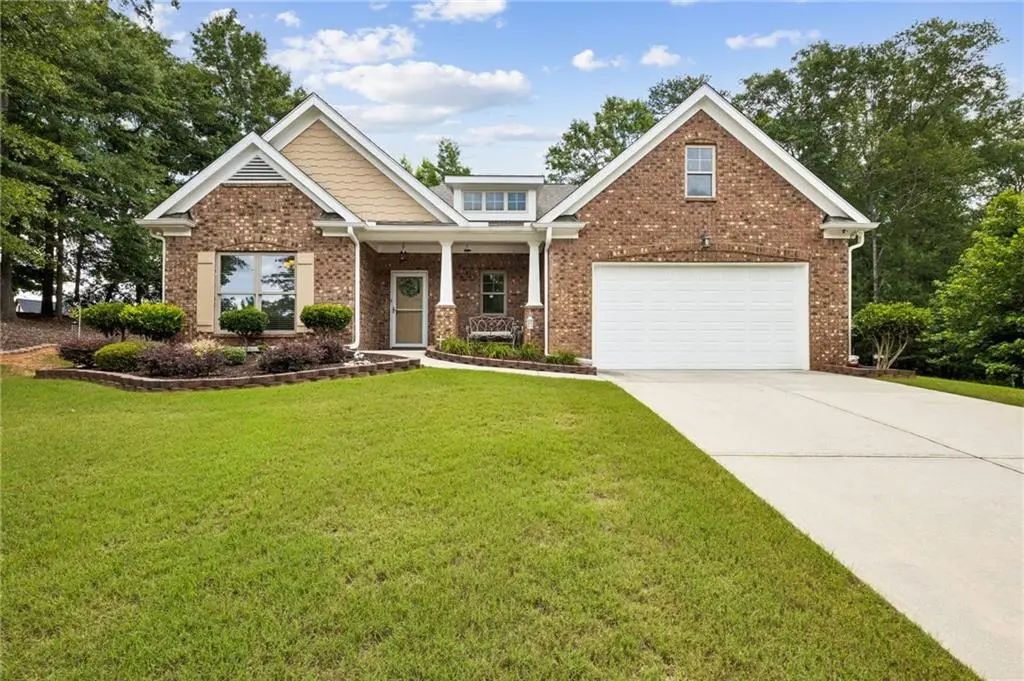 557 Butterfly Lane, Braselton
