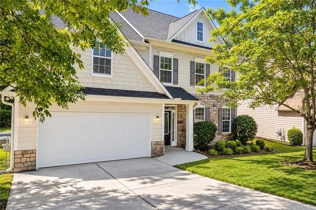 1933 Temple Park Drive, Loganville
