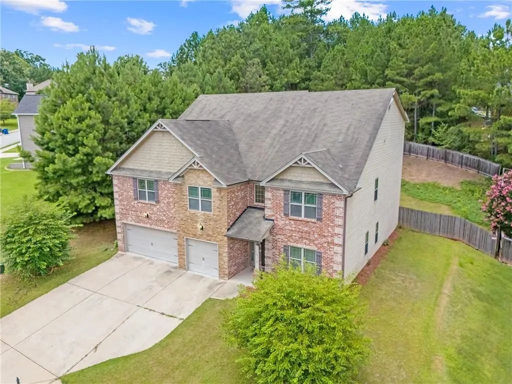 4248 Caveat Court, Fairburn