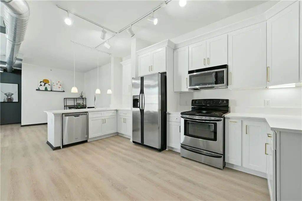 Unit 3309 - 5300 Peachtree Road, Chamblee