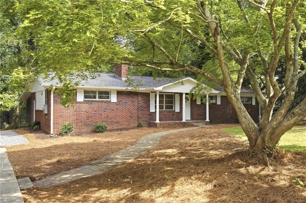 1972 Dobbins Drive Nw, Kennesaw