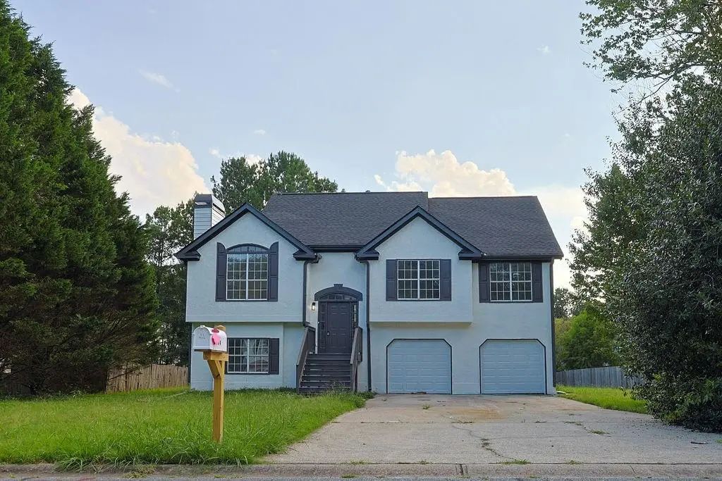 2774 Old Barn Trail, Powder Springs