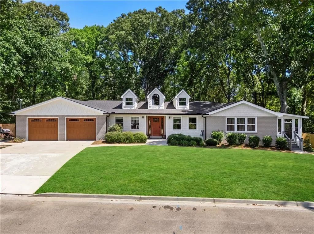 594 Hogan Pond Lane, Ball Ground