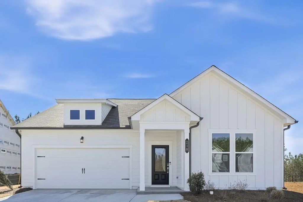 218 Groveton Court, Euharlee