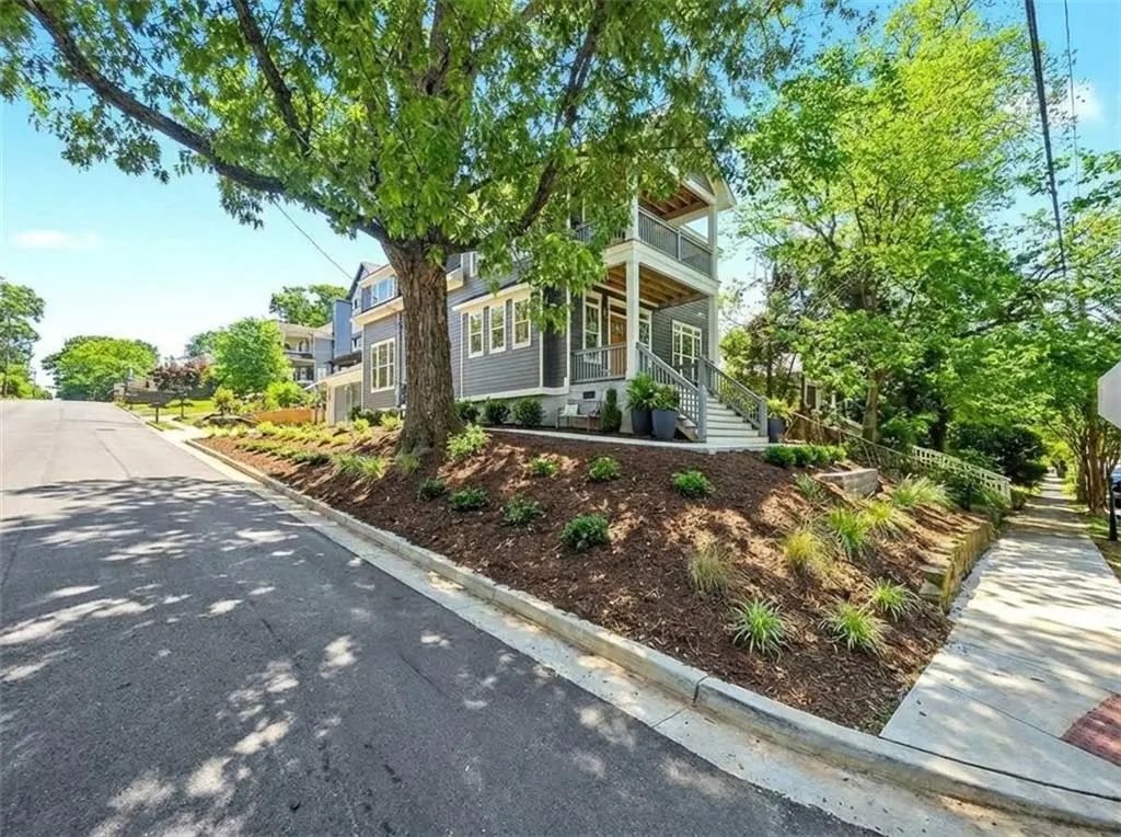113 Vanira Avenue Se, Atlanta