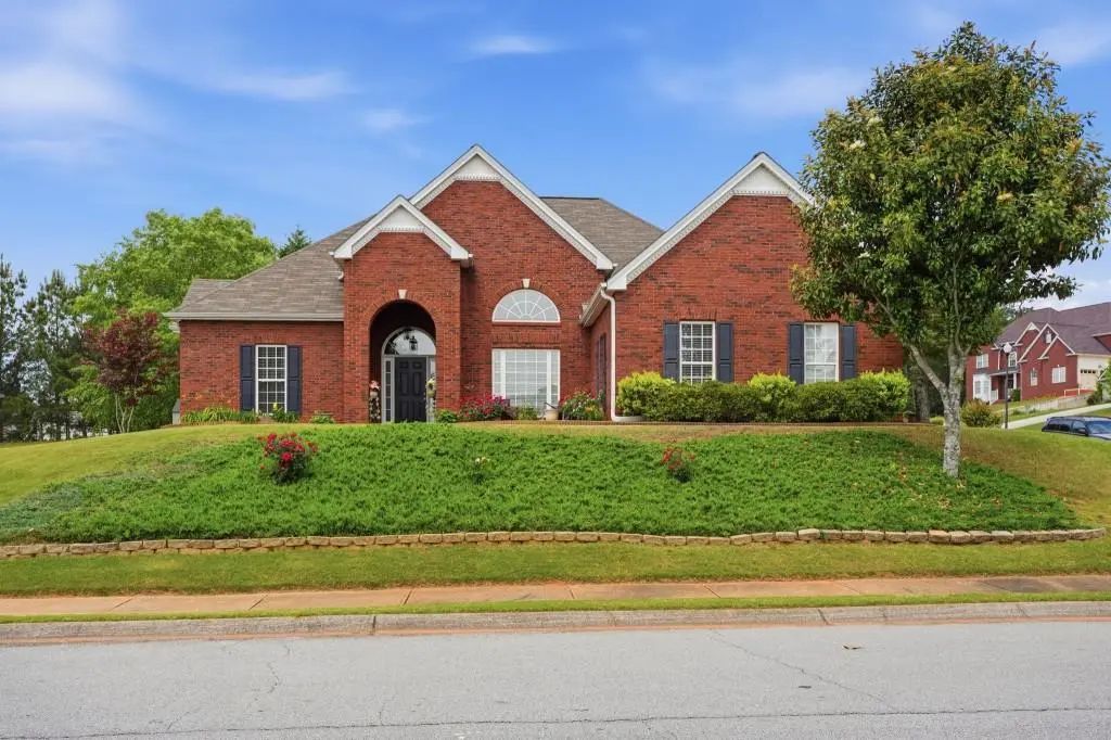 812 N Bay Overlook, Villa Rica