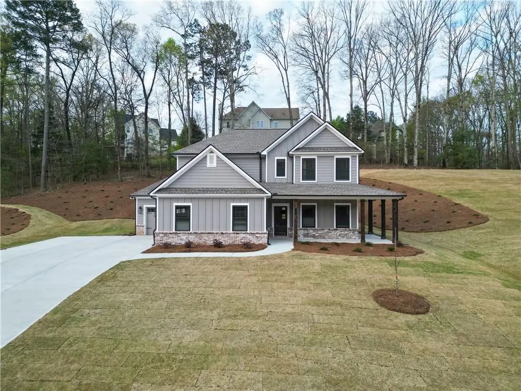 1440 Cherry Bark Court, Loganville