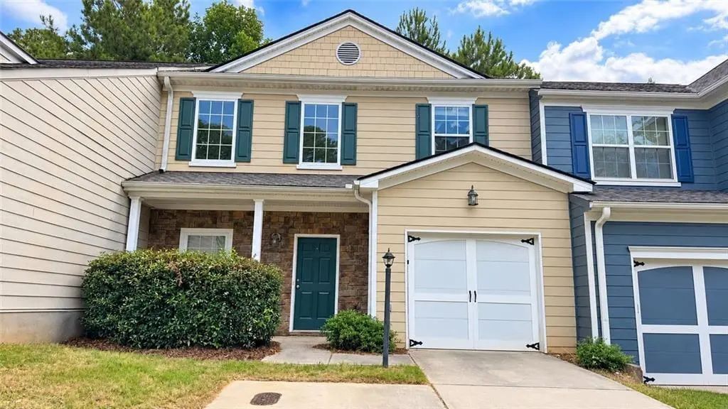 6276 Colonial View, Fairburn