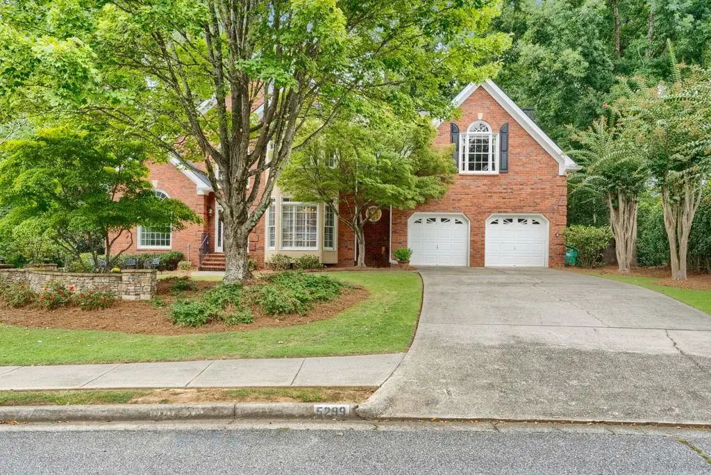 5299 Garnaby Lane Nw, Peachtree Corners