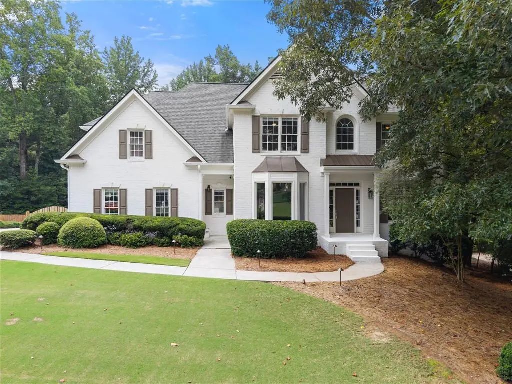 1660 Rising Mist Lane, Cumming