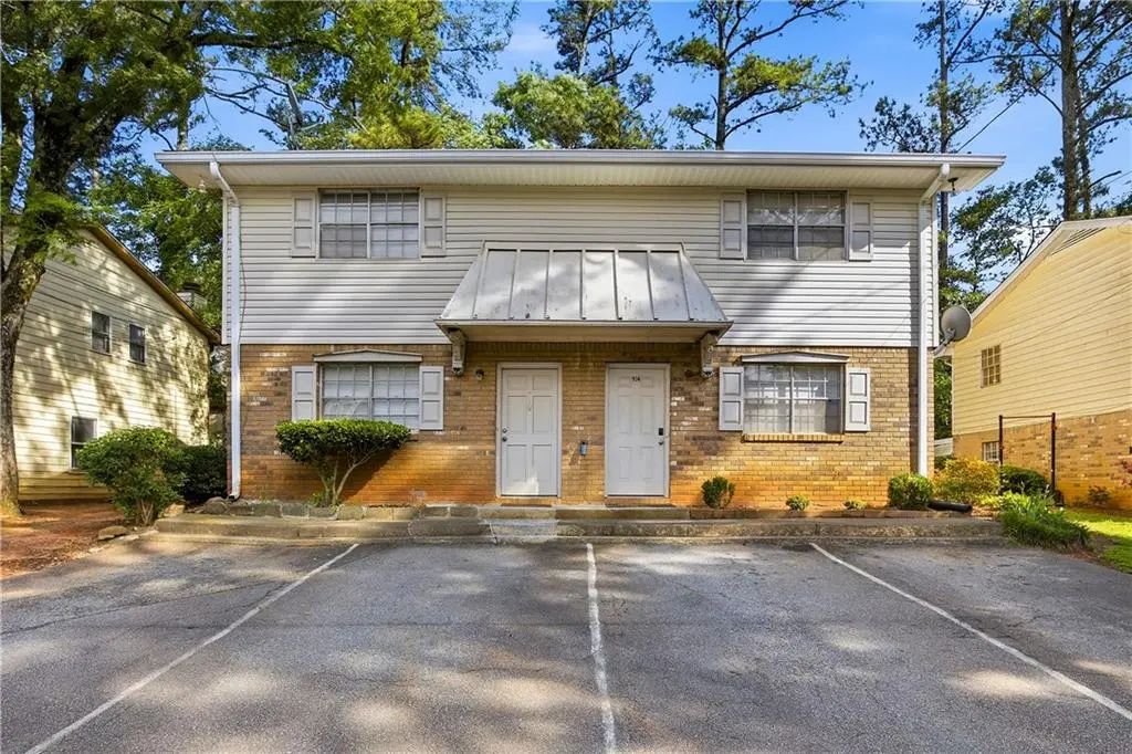 Unit A - 936 Six Oaks Circle, Norcross