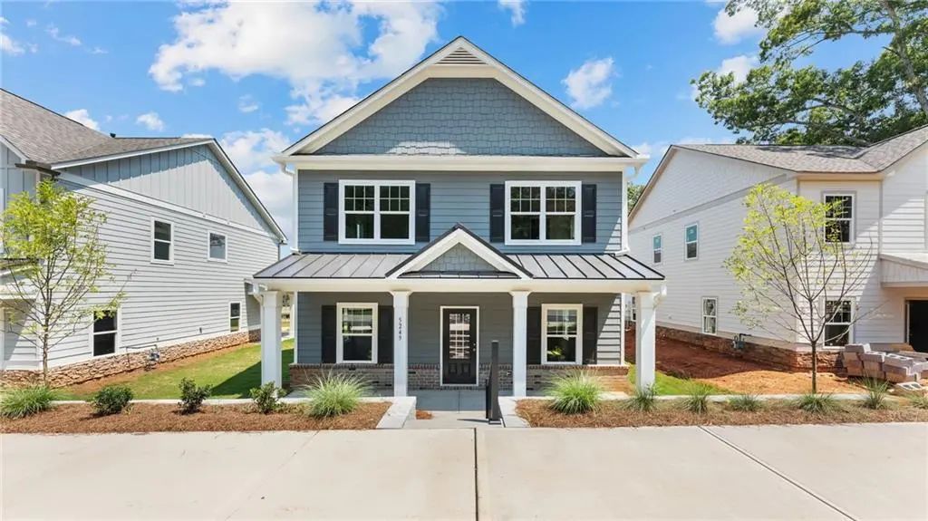 5249 Gainesville Street, Flowery Branch