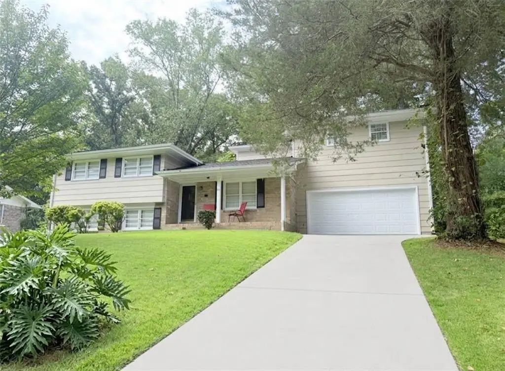 927 Magna Carta Drive Nw, Atlanta