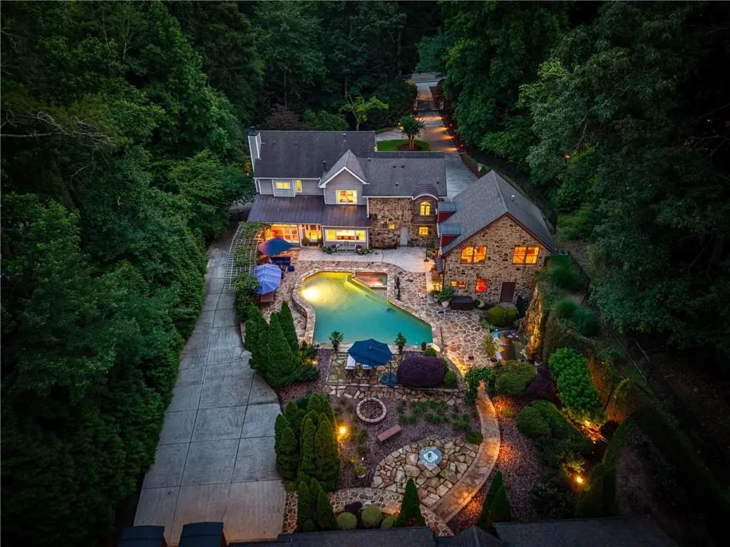 625 Willeo Road, Roswell