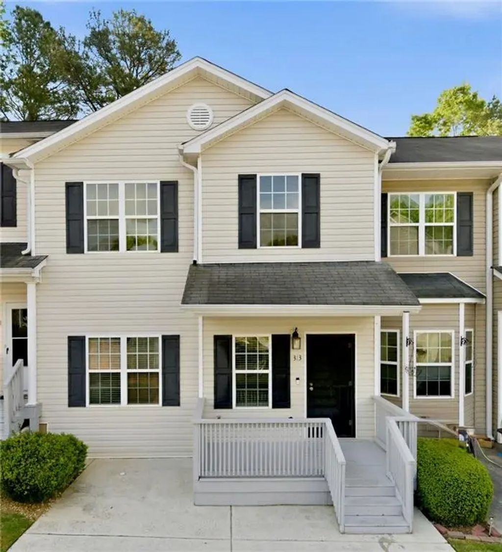 313 Venture Path, Hiram