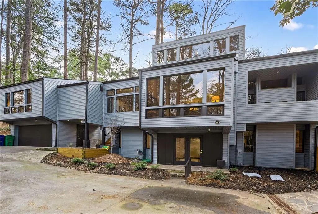 1008 Mcconnell Drive, Decatur