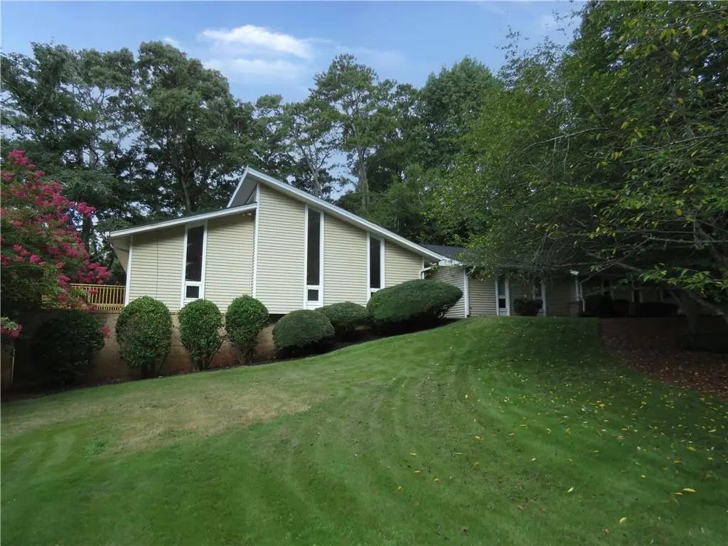 2079 Silversmith Lane, Stone Mountain