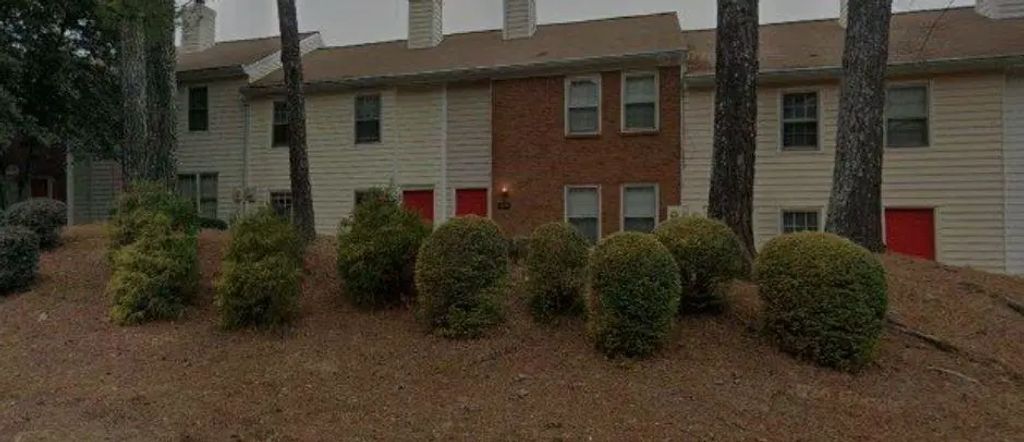 1050 Old Holcomb Bridge Road, Roswell
