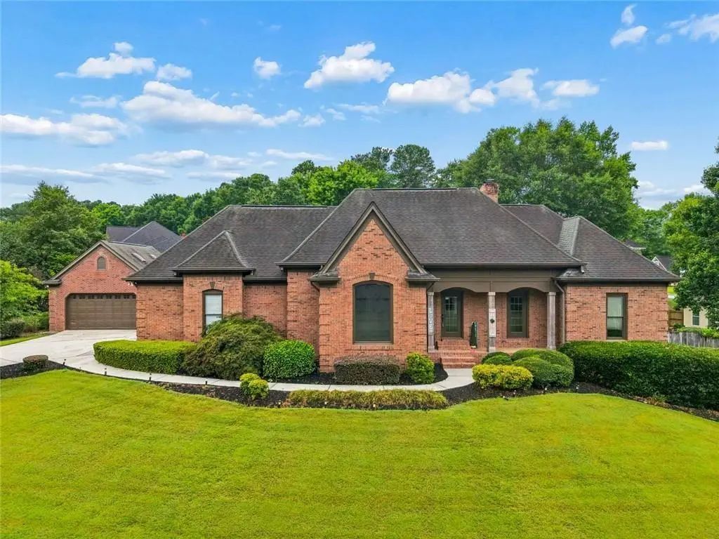 315 Savannah Place, Loganville