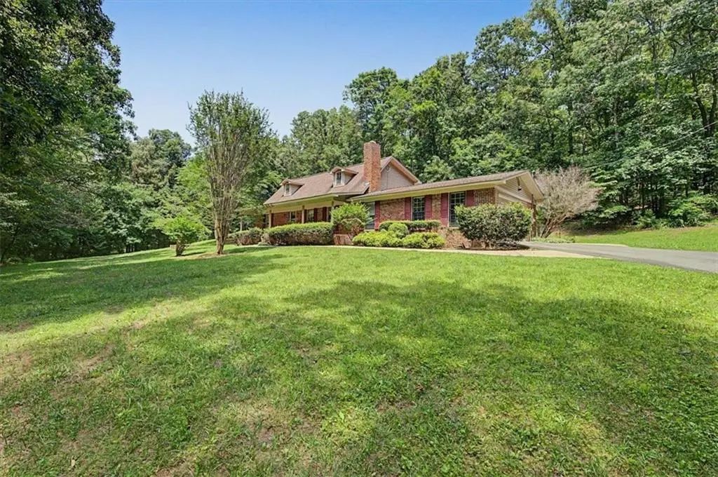 403 S Sequoyah Circle Ne, Calhoun