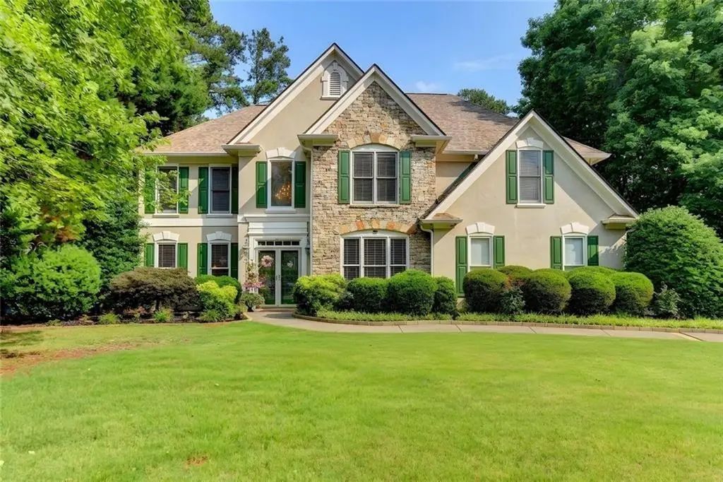677 River Cove Court, Dacula