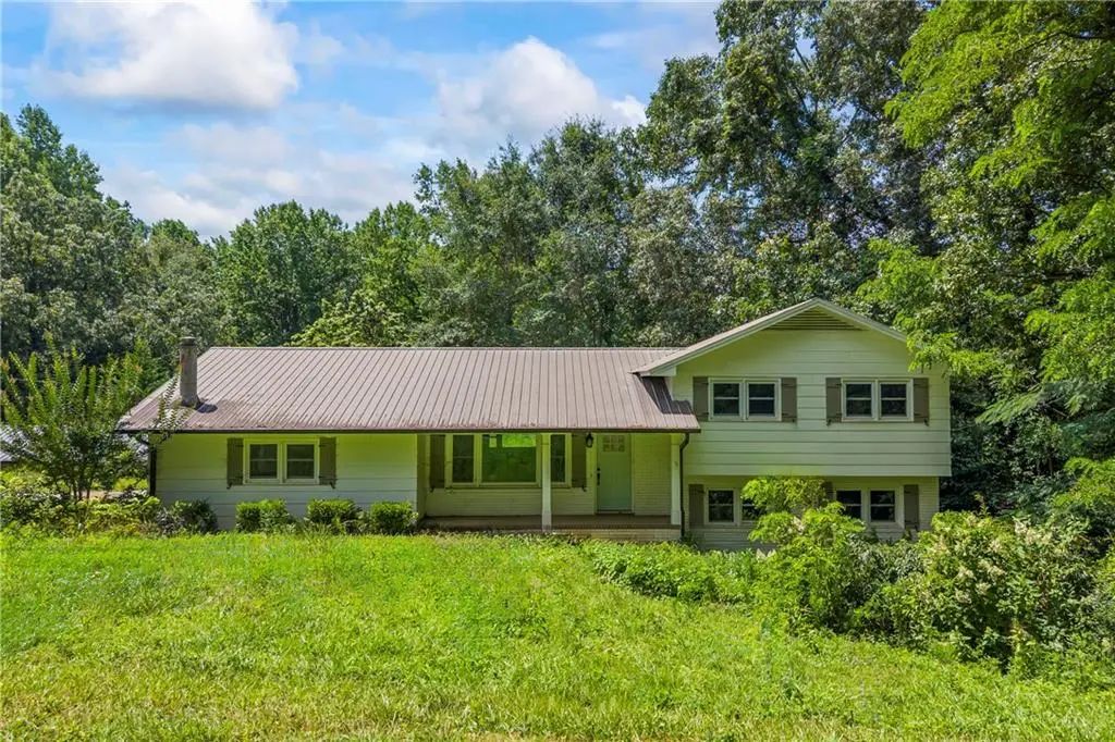 192 Summit Street, Cornelia
