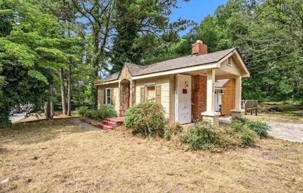 733 Hamilton E Holmes Drive Nw, Atlanta
