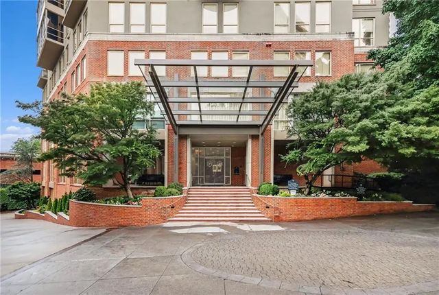 Unit 205 - 2626 Peachtree Road Nw, Atlanta