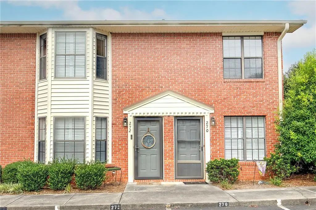 272 Mount Vernon Drive, Calhoun