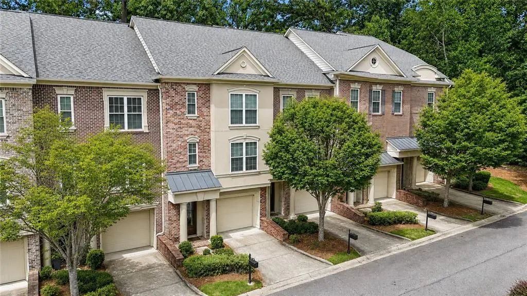 3321 Regent Place Sw, Atlanta