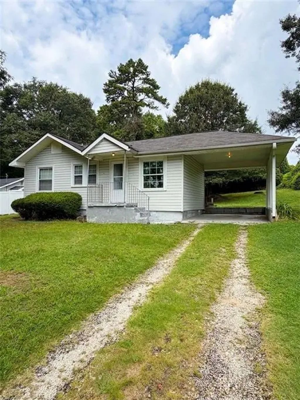6057 Hill Street, Douglasville
