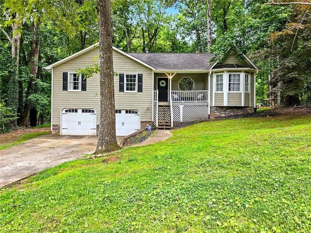 916 Little River Lane, Woodstock