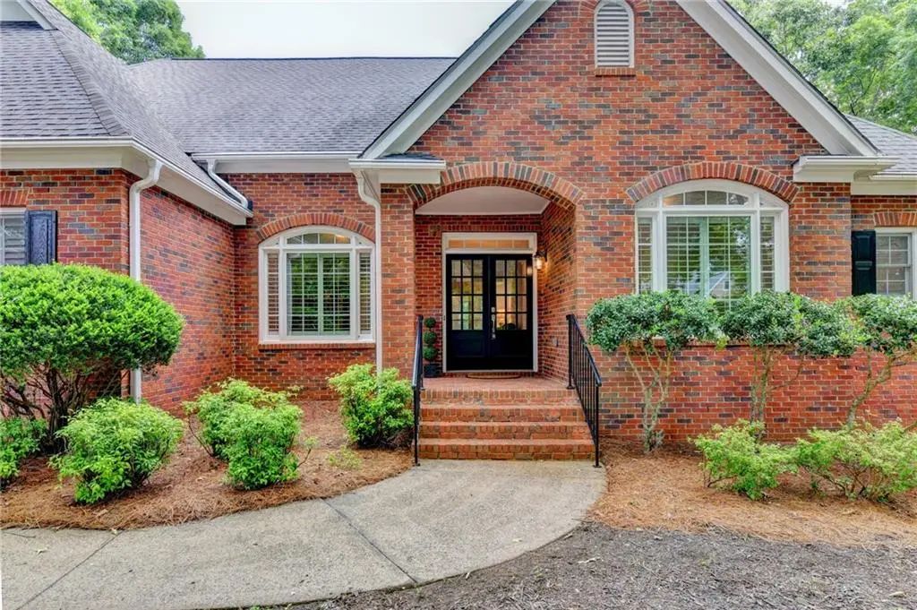 3515 Woodbury Creek Drive, Cumming