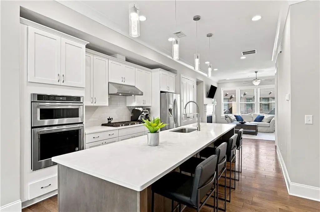 6580 Aria Village Drive, Sandy Springs