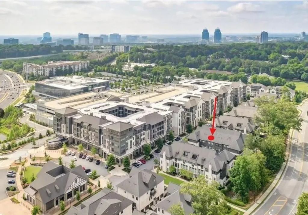 6580 Aria Village Drive, Sandy Springs