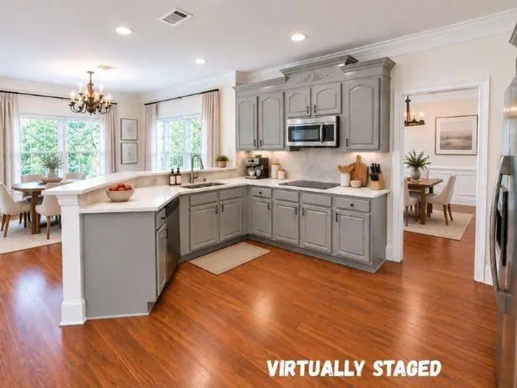 7370 Glenmaura Way, Suwanee