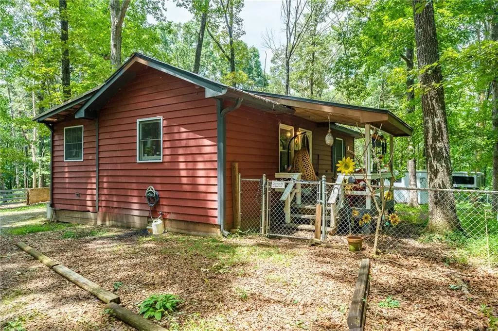 237 Rusty Lady Lane, Ellijay