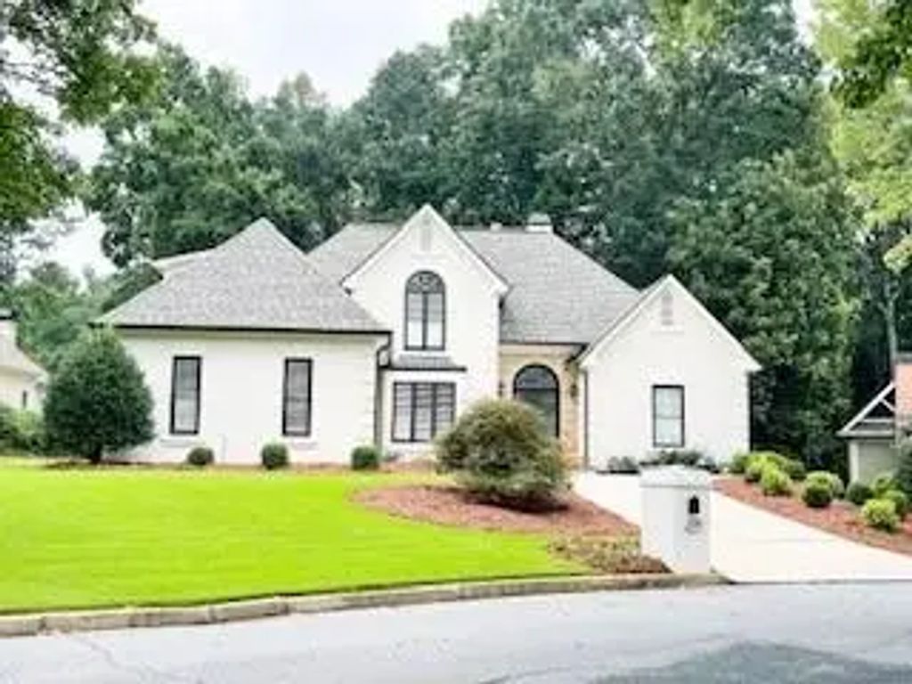 370 Royal Birkdale Ct, Johns Creek