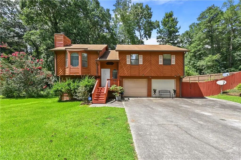 2670 Throatlatch Lane Sw, Marietta