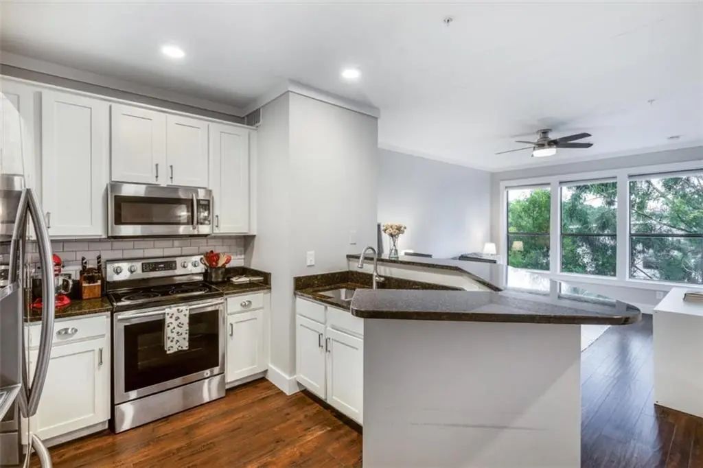 Unit 2405 - 821 Ralph Mcgill Boulevard, Atlanta