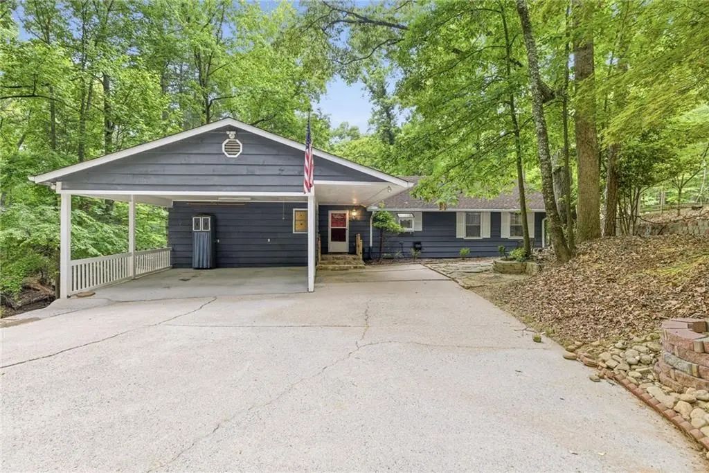 7755 Kings Point Drive, Cumming