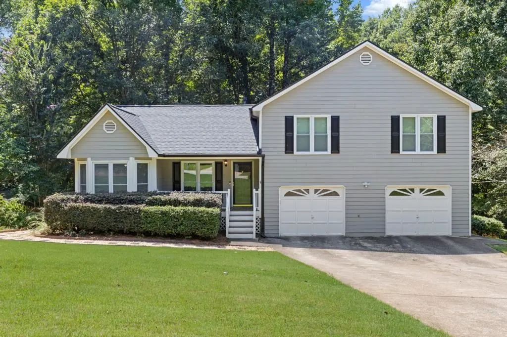 81 Shefield Place, Douglasville