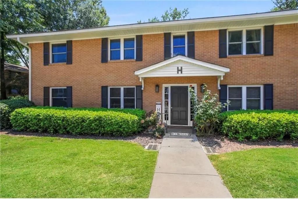 Unit H1 - 3510 Roswell Road, Atlanta