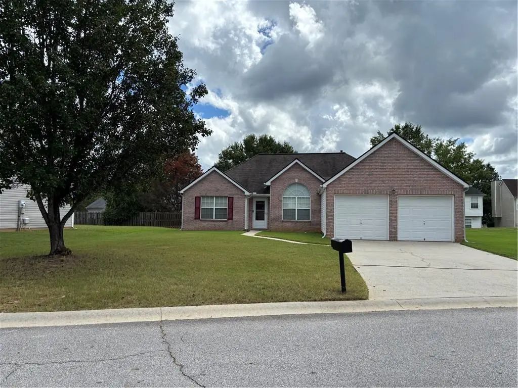 11943 Spring Lake Way, Fayetteville
